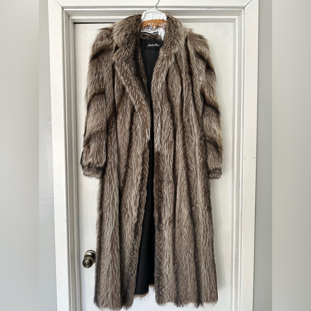 Authentic Ben Ric fur coat.